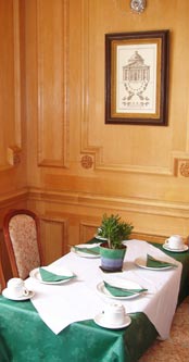 Have breakfast in the dinning room